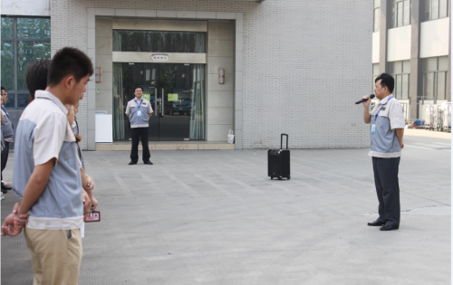 彩晶事业部积极相应号召，召开全事业部“安全活动月”动员大会